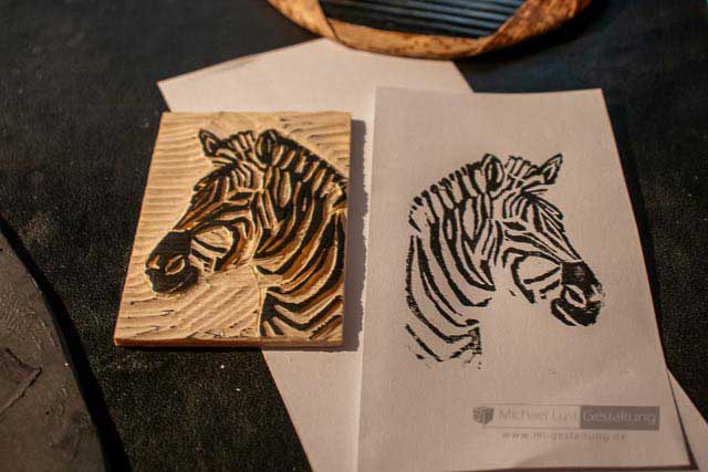 Holzschnitt-Mini-Zebra